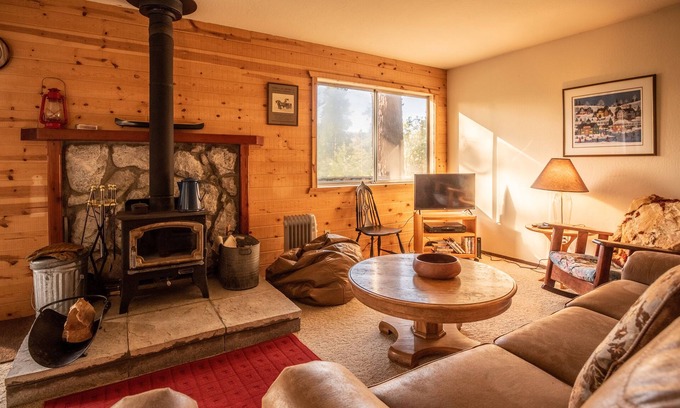 Camp Connell Cabin | Serenity Now! : 2 BR, 2 BA Cabin or Bungalow in Dorrington, Sleeps 4