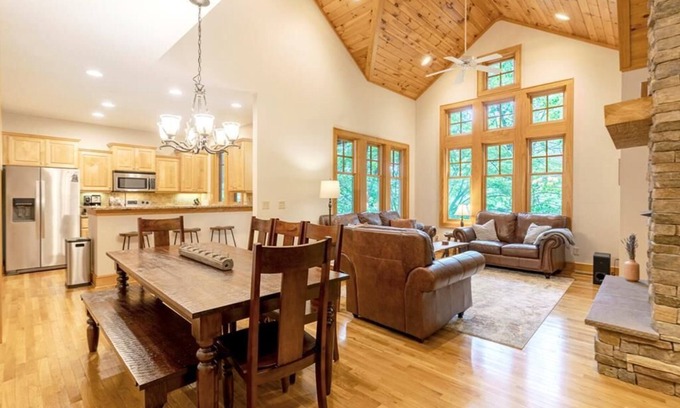 Foscoe House | Serenity Now, Townhome 16A-NEW LISTING, Mountain Townhome, Gated Resort, Indoor/Outdoor Pools a.