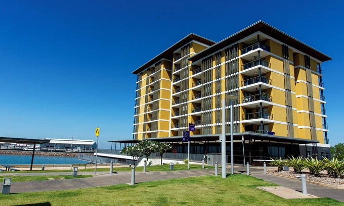 Darwin City Centre Apartment | Serenity Peary at Darwin Waterfront
