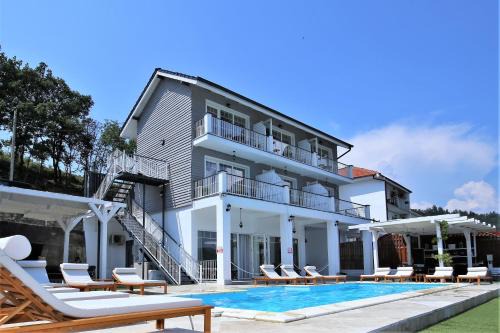 Eselnita House | Serenity