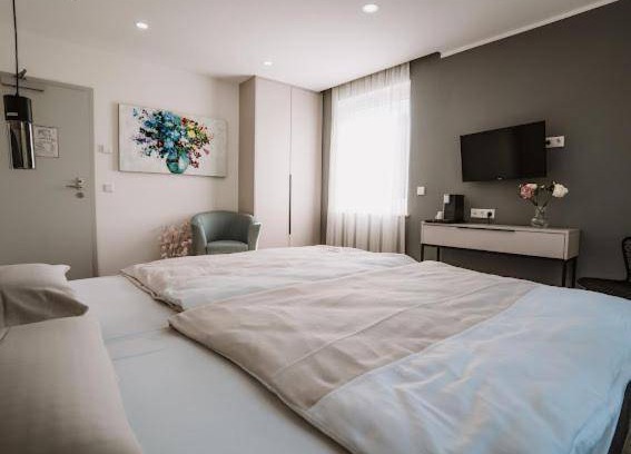 Brackwede Apartment | Serviced apartment ∙ 3 guests
