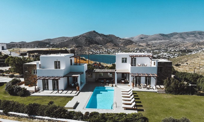 Ios Villa | Serviced Twin Villas l Sea Views l Valmas Beach