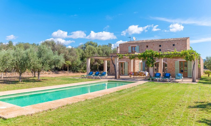 Son Servera Villa | SES FONOLLERES - Villa with private pool and free Wifi in Cala Bona