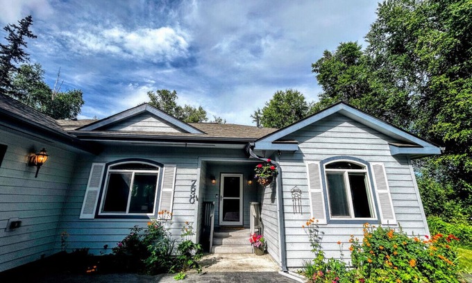 Fishhook Apartment | Set & Drift~Hatcher Pass, Pets Allowed, Peaceful