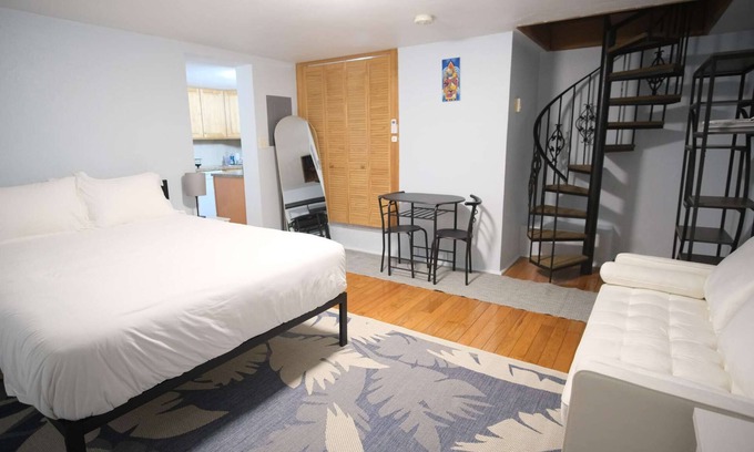 Warwick Apartment | Seven Arches - Studio in Warwick