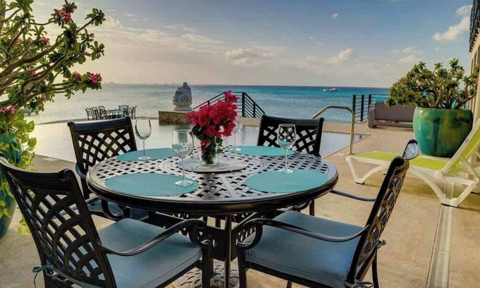 Northwest Point Condo | Seven Mile View#2 - 2 BR Oceanfront Condo & Pool