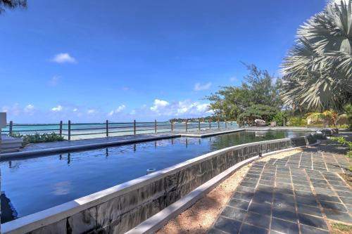 Bain Boeuf Apartment | SG5 l Le Turquoise - second line Beachfront