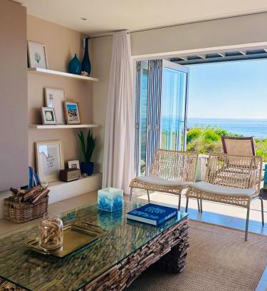 Shelley Point Villa | Shades of Blue