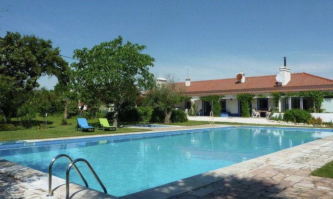 Montemor-o-Novo House | Shared Quinta with Pool and Olive Grove Views