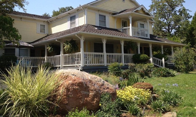 Tuolumne House | Shepherds Hill... A Place To Relax, Revive, Restore