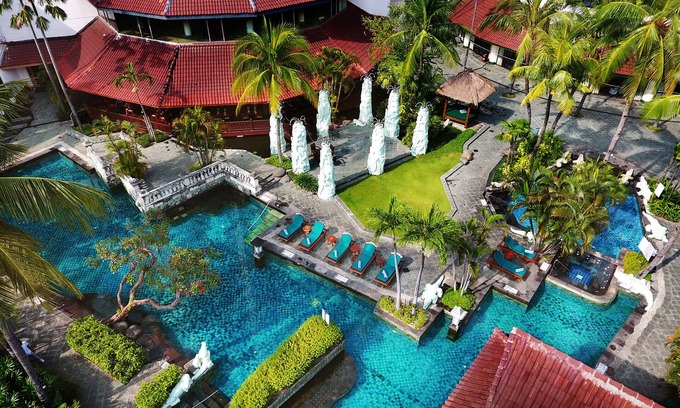 Surabaya Hotel | Sheraton Surabaya Hotel and Towers