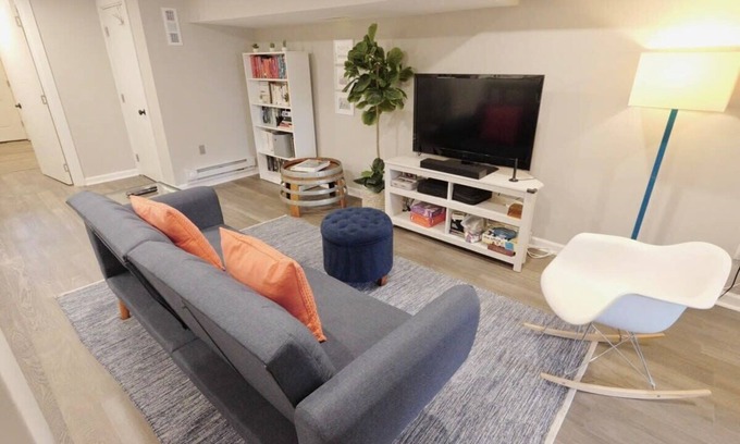 Petworth Apartment | Sherman Circle Style ~ Family Friendly