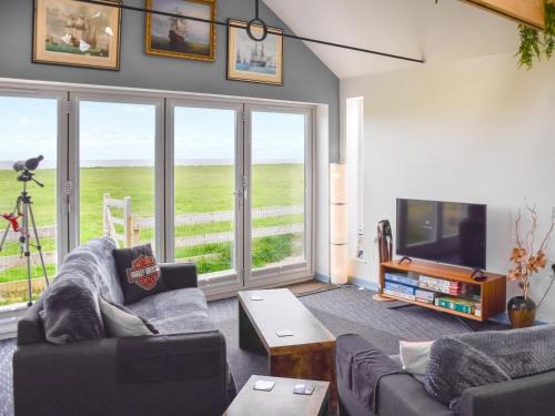 Bacton House | Ship Ahoy