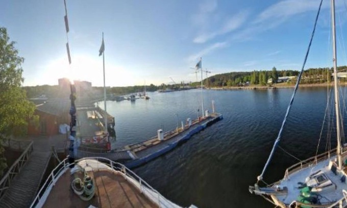 Sodertalje Boat Rental | Ship Windö - Double Room Yacht