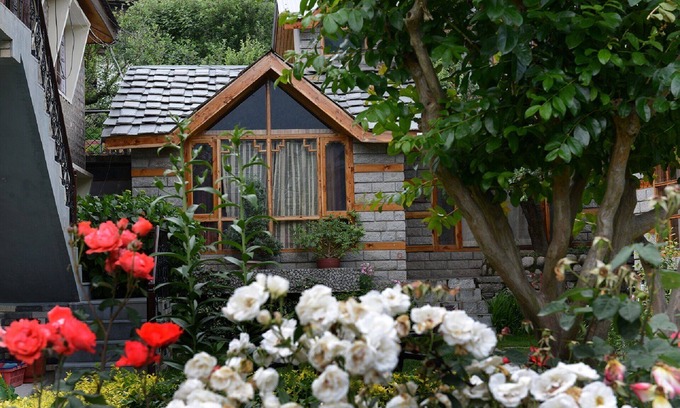 Aleo Villa | Shoran in Treetops Cottage - Detached bungalow