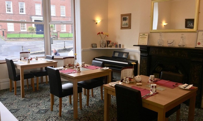 Fernhill Heath Bed & Breakfast | Shrubbery Guest House