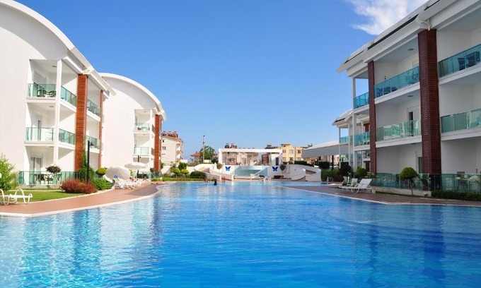 Kemer Mahallesi Apartment | Side Gardenia Residence