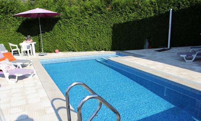 Cinfaes House | sidewalk house 10 minutes from paiva walkways