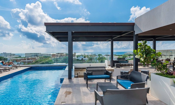 Gonzalo Guerrero Condo | Siempre Ipana, Brand New 1 Bedroom Condo-Blocks to the Beach with Heated Pools