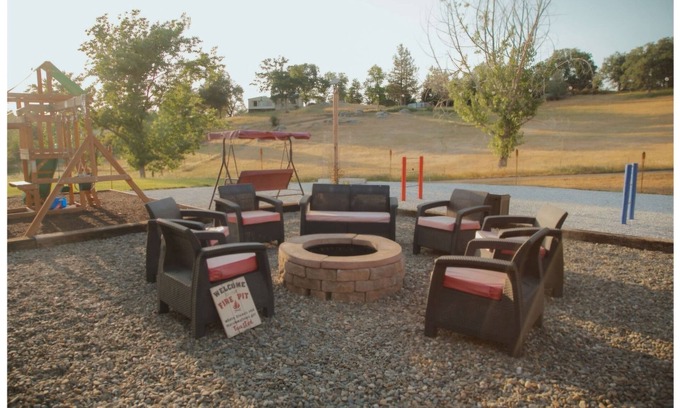 Tuolumne House | Sierra Nevada Getaway, Charming 2-bedroom RV in Sonora