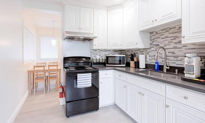 Sunnyvale West Bed & Breakfast | Silicon Valley Airbnb