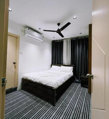 Kachiguda Hotel | Silk White