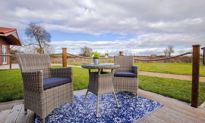 Snarestone Cabin | Silver Stag Properties, 1 BR Slate Lodge