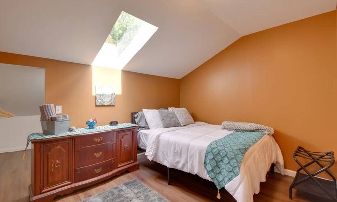 Fairland Other | Silver Stone Castle Guest Wing in Silver Spring with Game Room, Pool Table, etc.