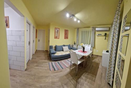 Zsorifurdo Apartment | Silver Zsóry Apartman II.
