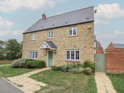 Silverstone House | Silverstone Paddock Retreat