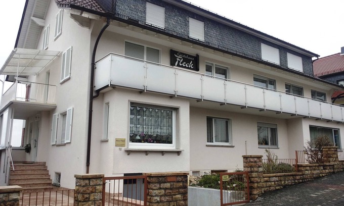 Bad Konig Cottage | Single room 1 - Gästehaus Fleck