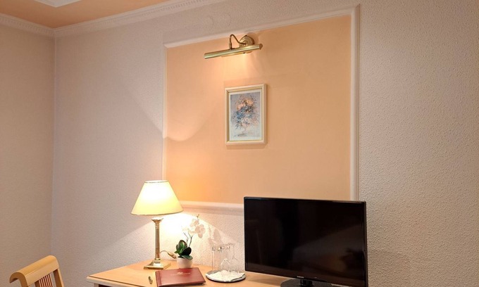 Alberschwende House | Single room STANDART - Schedlers Löwenhotel Garni*