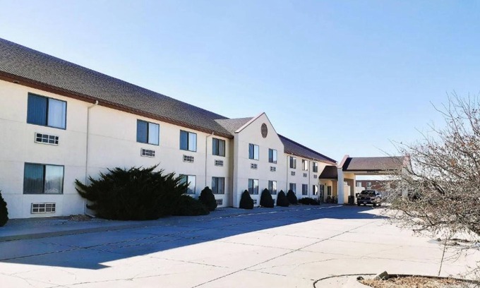 Ulysses Hotel | Single Tree Inn Hotel O