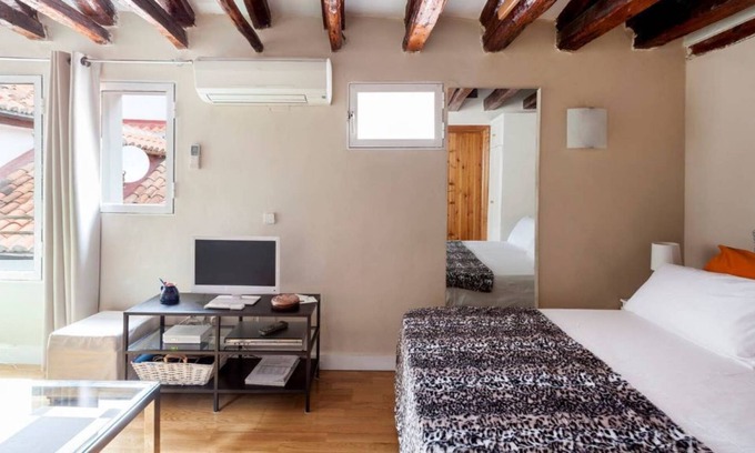 Sol House | Singular studio in Puerta del Sol