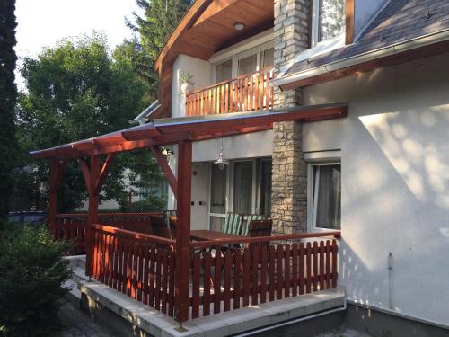 Balatonfuzfo Apartment | Sirály Apartman