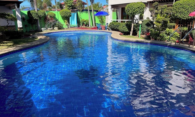 Plaridel House | Sir Nico Guesthouse and Resort