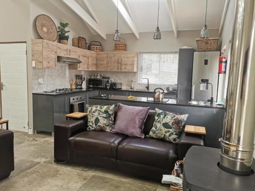 Dullstroom Villa | SiriMiri Cottage Dullstroom