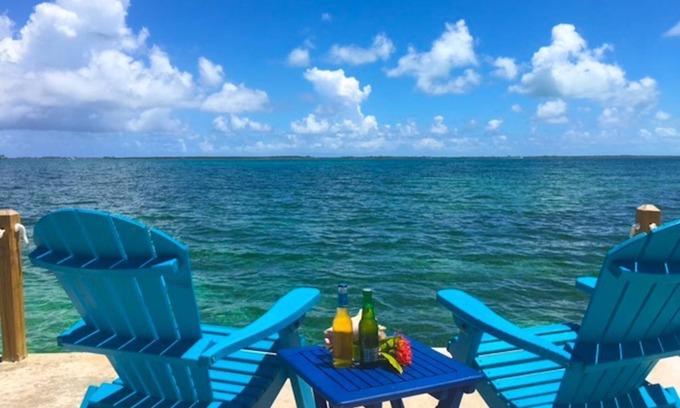 Nassau House | Situated on the Ocean Jacaranda Bay Villa