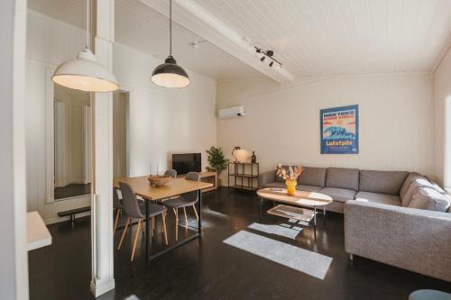 Kabelvag Apartment | Sjøgata Apartment
