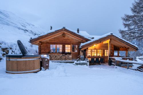 Zermatt Ski Chalet | Ski in & out Chalet Marmo in Zermatt