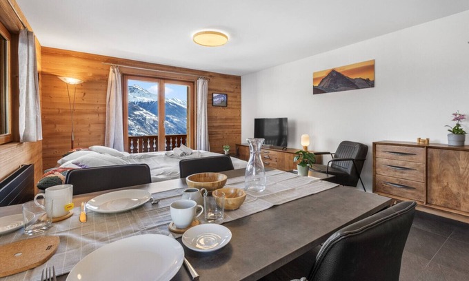 Heremence Apartment | Ski in/ski out apartment - 4 Vallées ski area