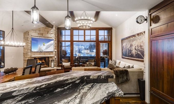 Empire Pass Condo | Ski in, Ski Out Empire Pass Penthouse at Deer Valley
