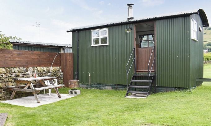 Cononley Cottage | Skipton Shepherd's Hut - Dales View