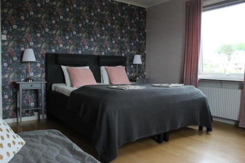 Docksta Apartment | Skulebergets Frestelse