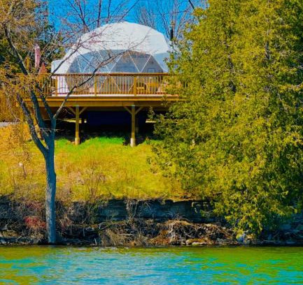 Stone Mills Apartment | Sky Geo Dome on the Lake