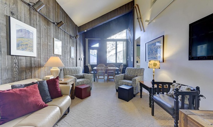 Salt Lake Mountain Resorts Apartment | Sky High Mountain Retreat - within minutes of Alta and Snowbird