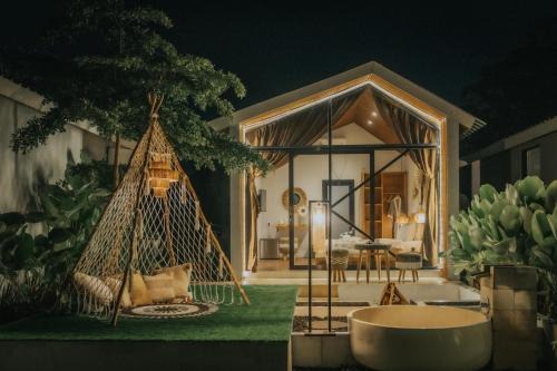 Toya Bungkah Cabin | Skylake Villa