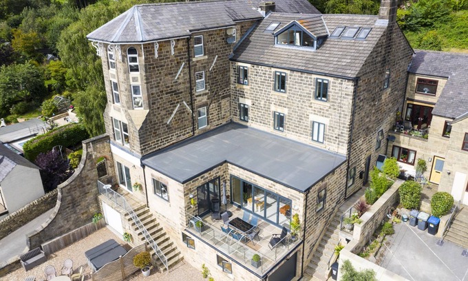 Matlock Apartment | Skylark View, Family getaway with Amazing Views