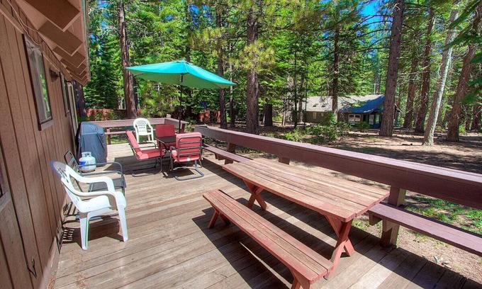 Country Club Estates House | Skyline Divine-Near Hiking, Pet Friendly (COH0885)