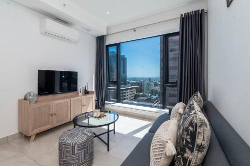 Cape Town City Centre Apartment | Skyline Serenity at The Rubik